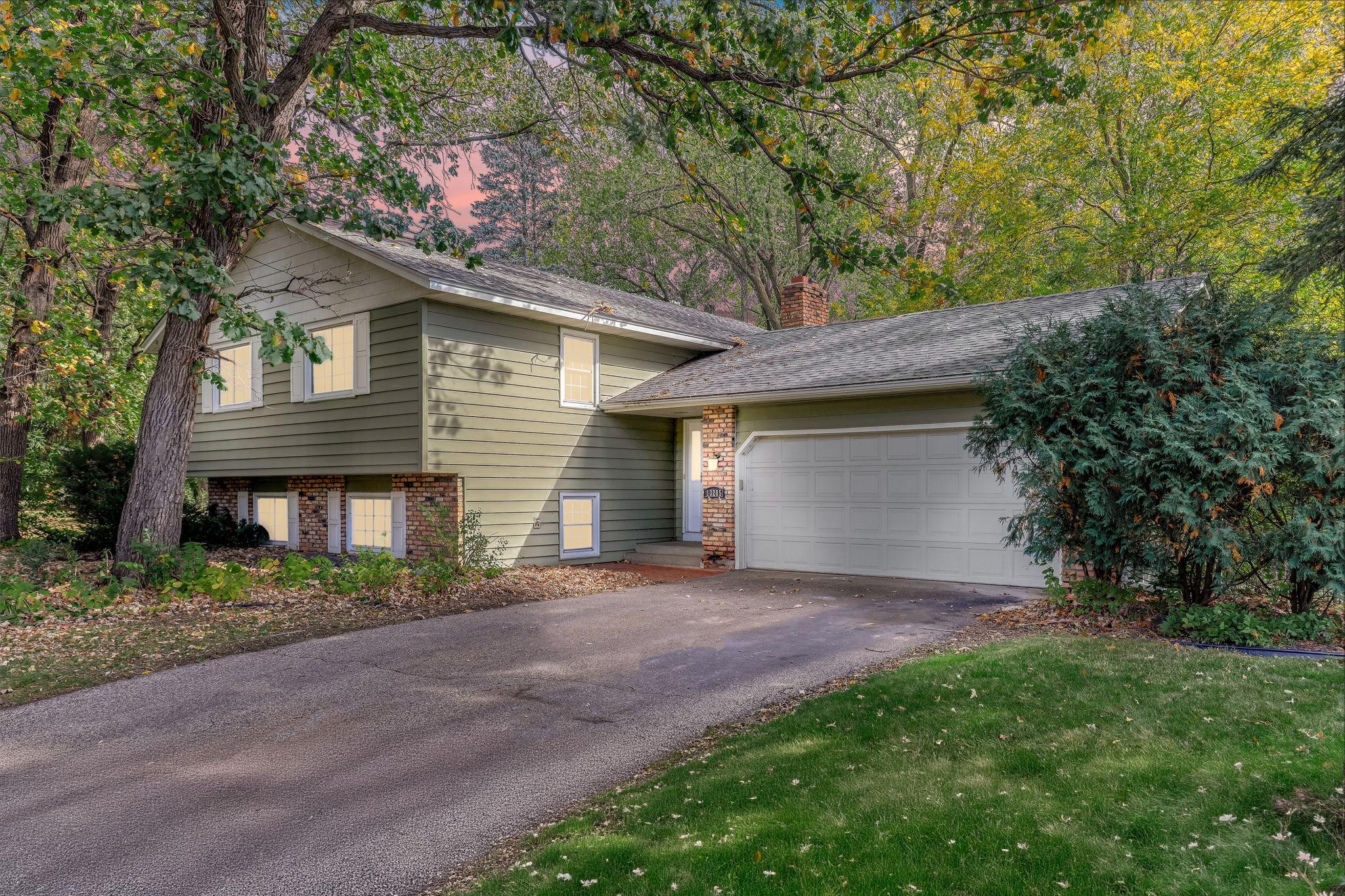 13205 W Manor Boulevard