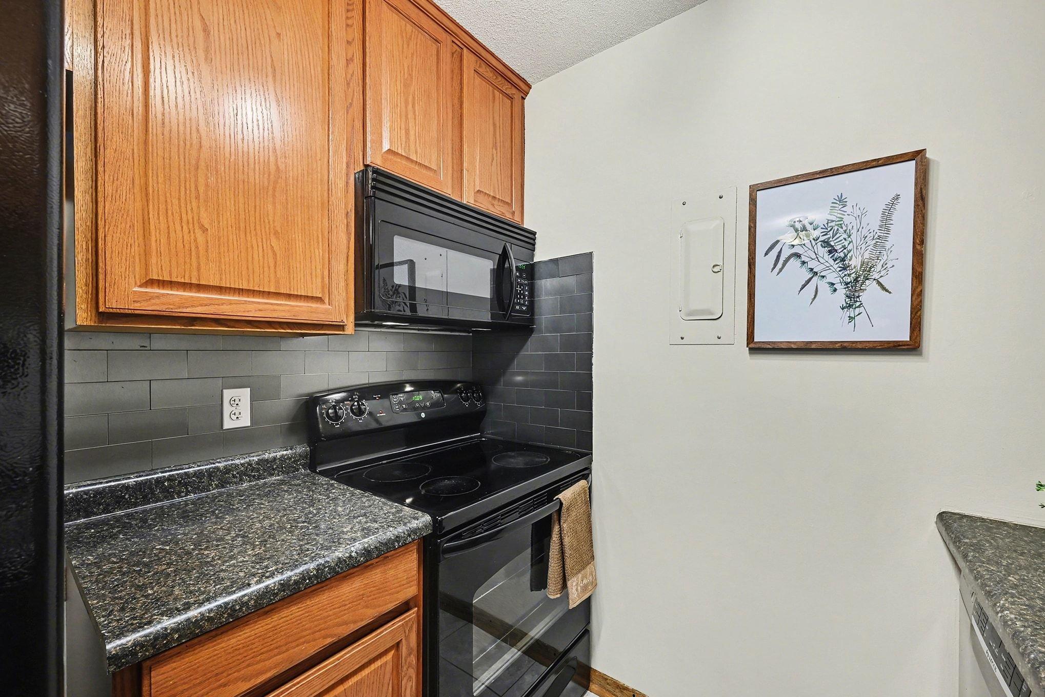 3522 Harriet Avenue 304