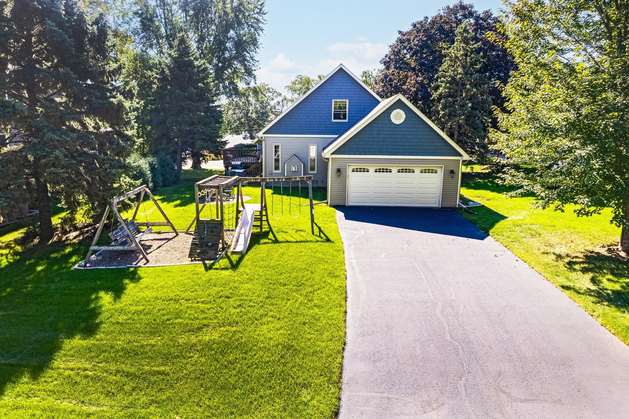 417 W Horseshoe Drive