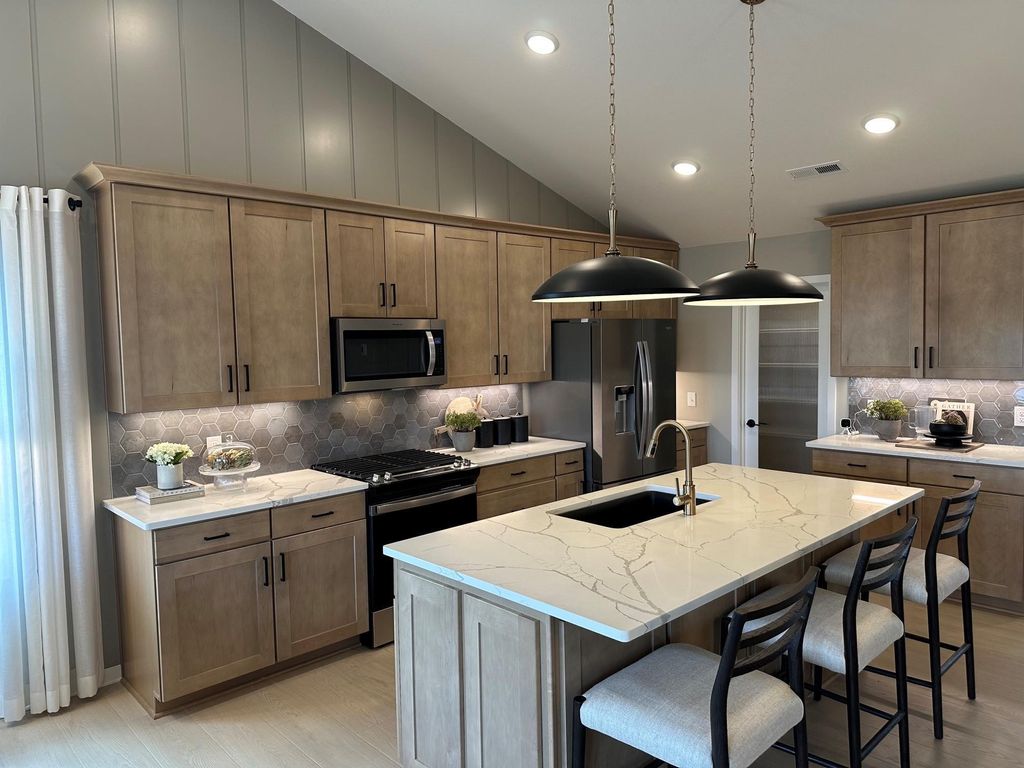 Photo of 8852 63rd Street S, Cottage Grove, MN 55016 (MLS # 7032892)