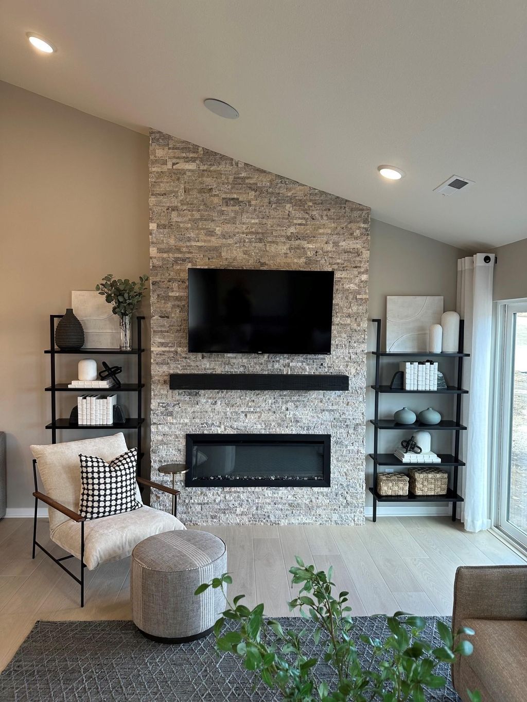 Photo of 8852 63rd Street S, Cottage Grove, MN 55016 (MLS # 7032892)