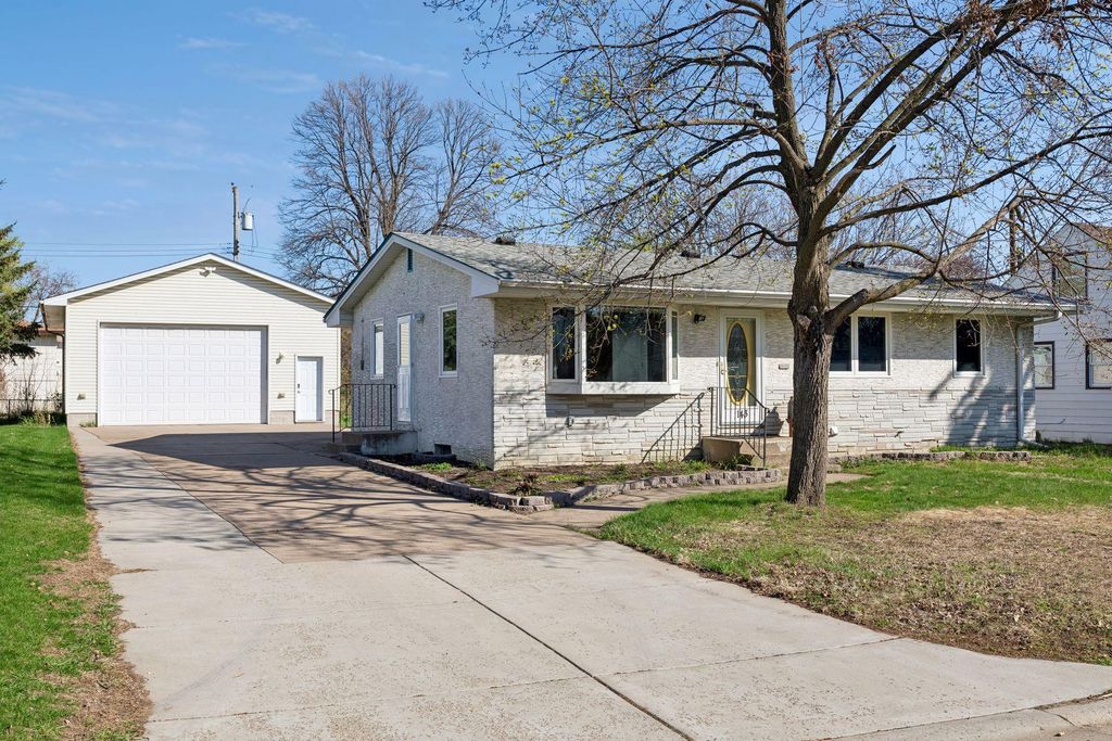 Photo of 143 Horizon Circle NE, Fridley, MN 55421 (MLS # 7045724)