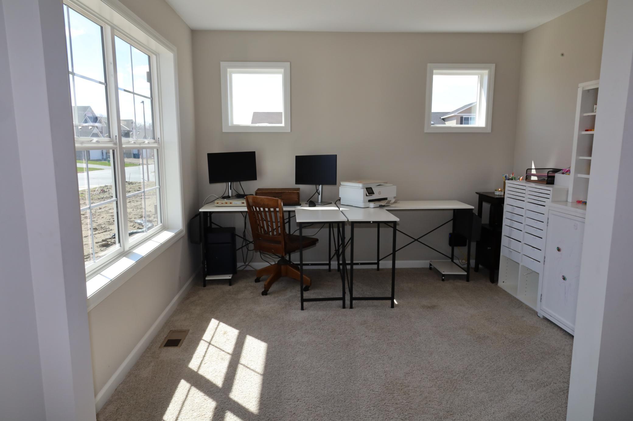 761 Yellowcrest Street SW