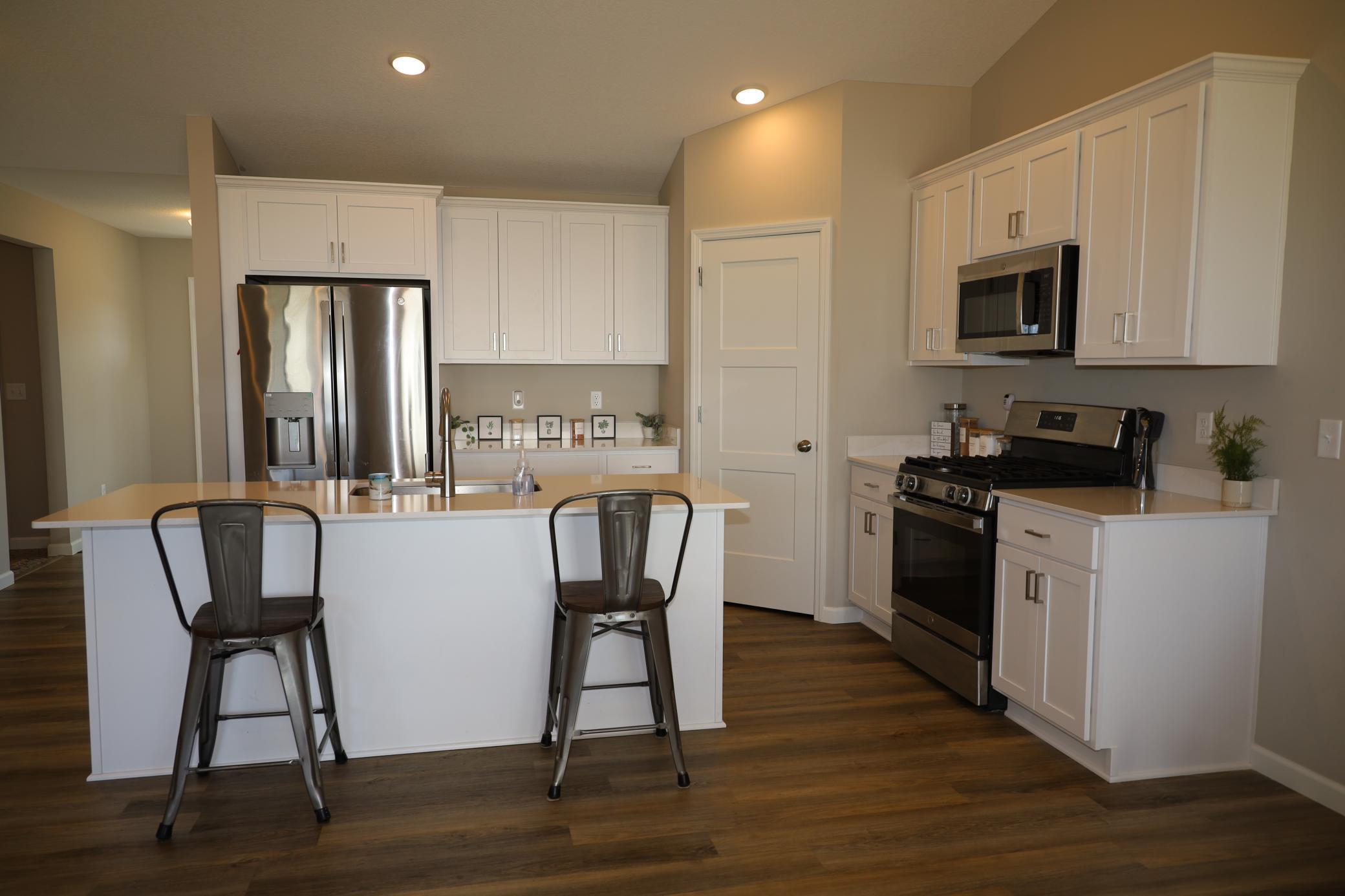 761 Yellowcrest Street SW