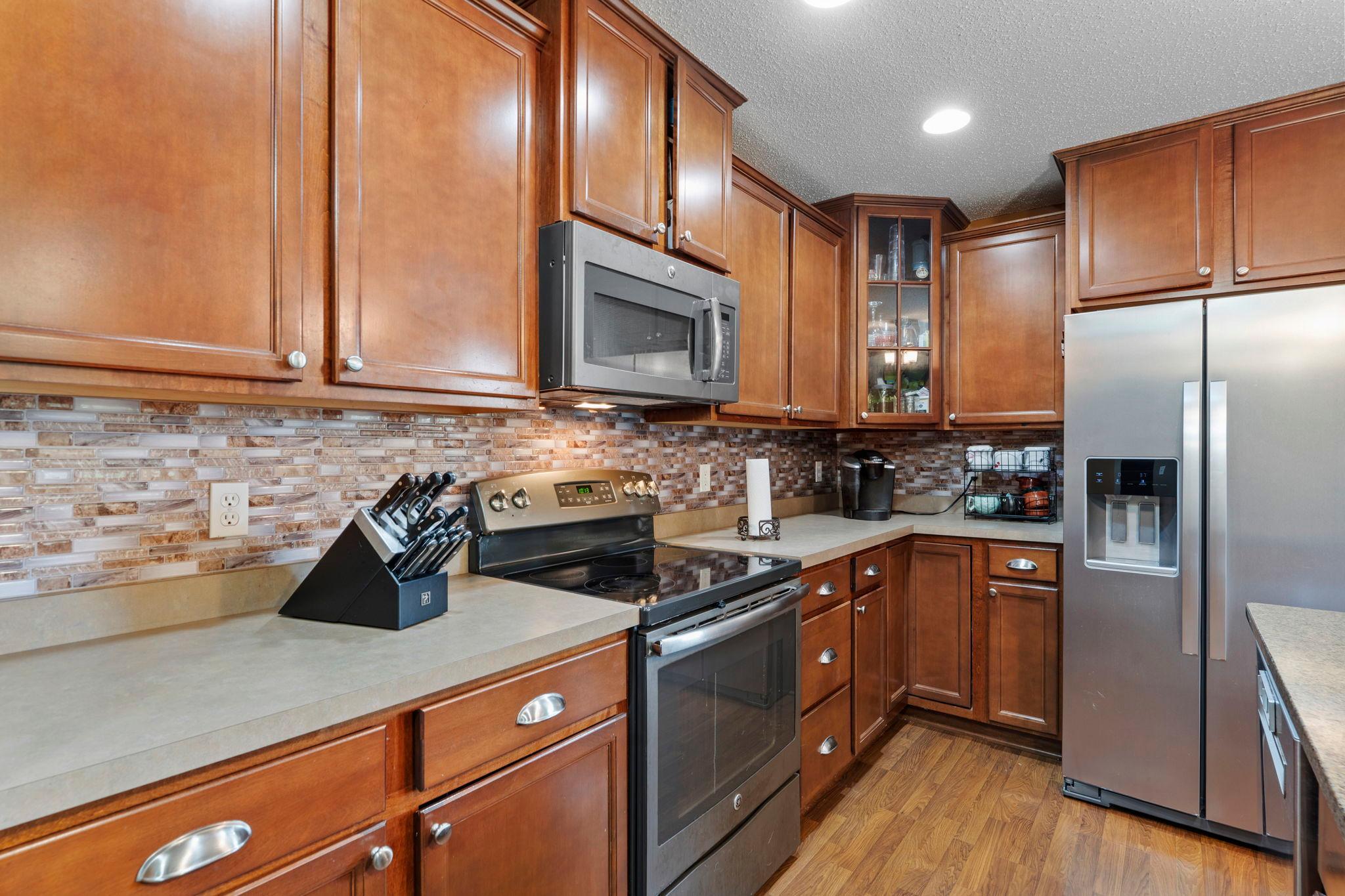 3441 Maureen Lane