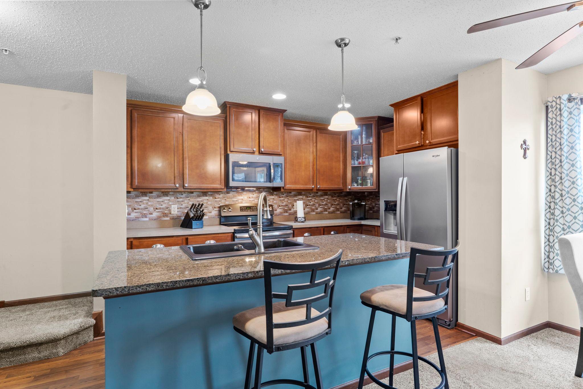 3441 Maureen Lane