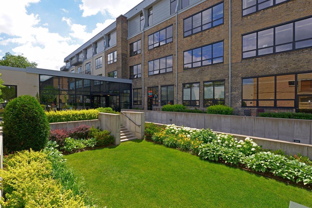 Photo of 1701 Madison Street NE #404, Minneapolis, MN 55413 (MLS # 7133910)
