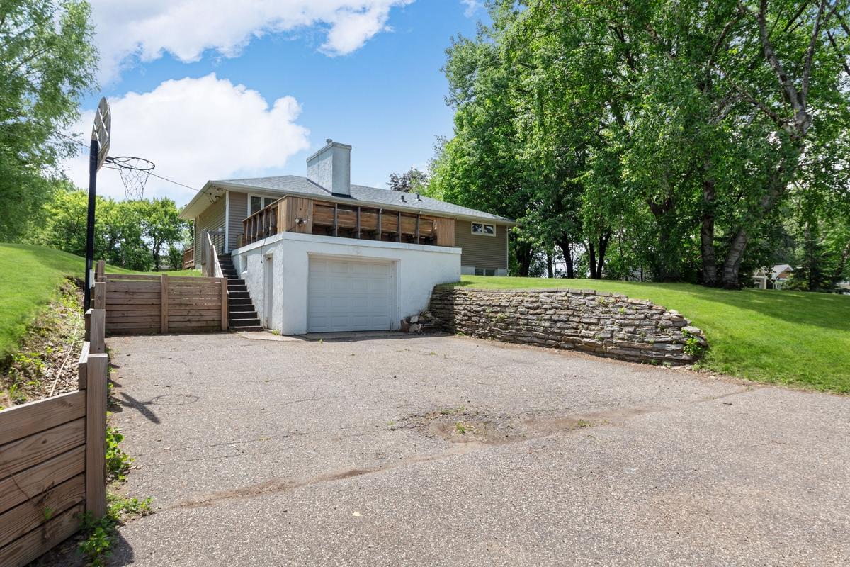 620 Callahan Place