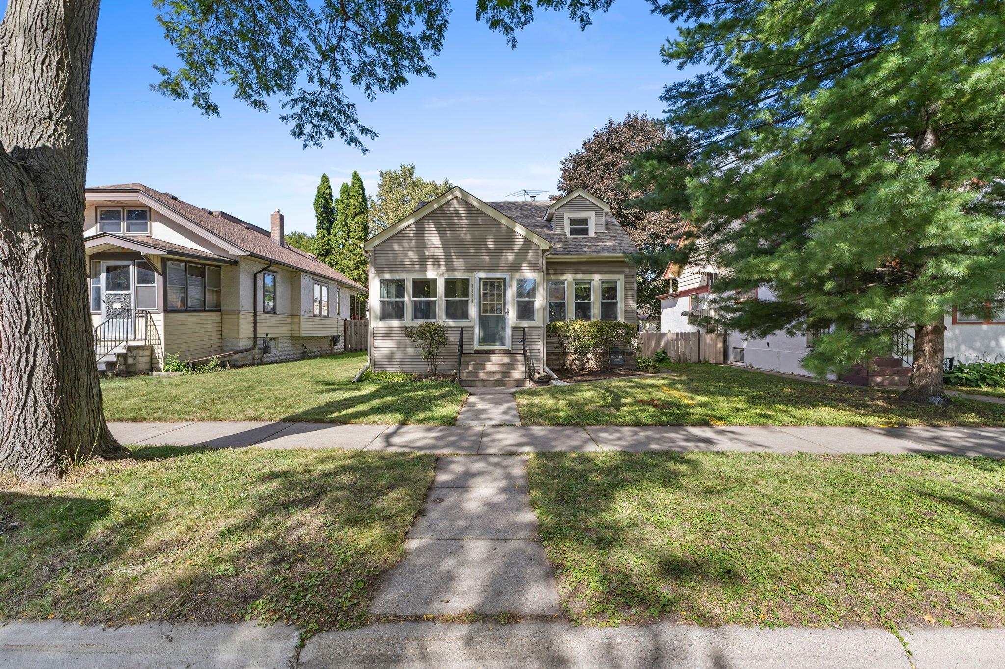 1411 Palace Avenue