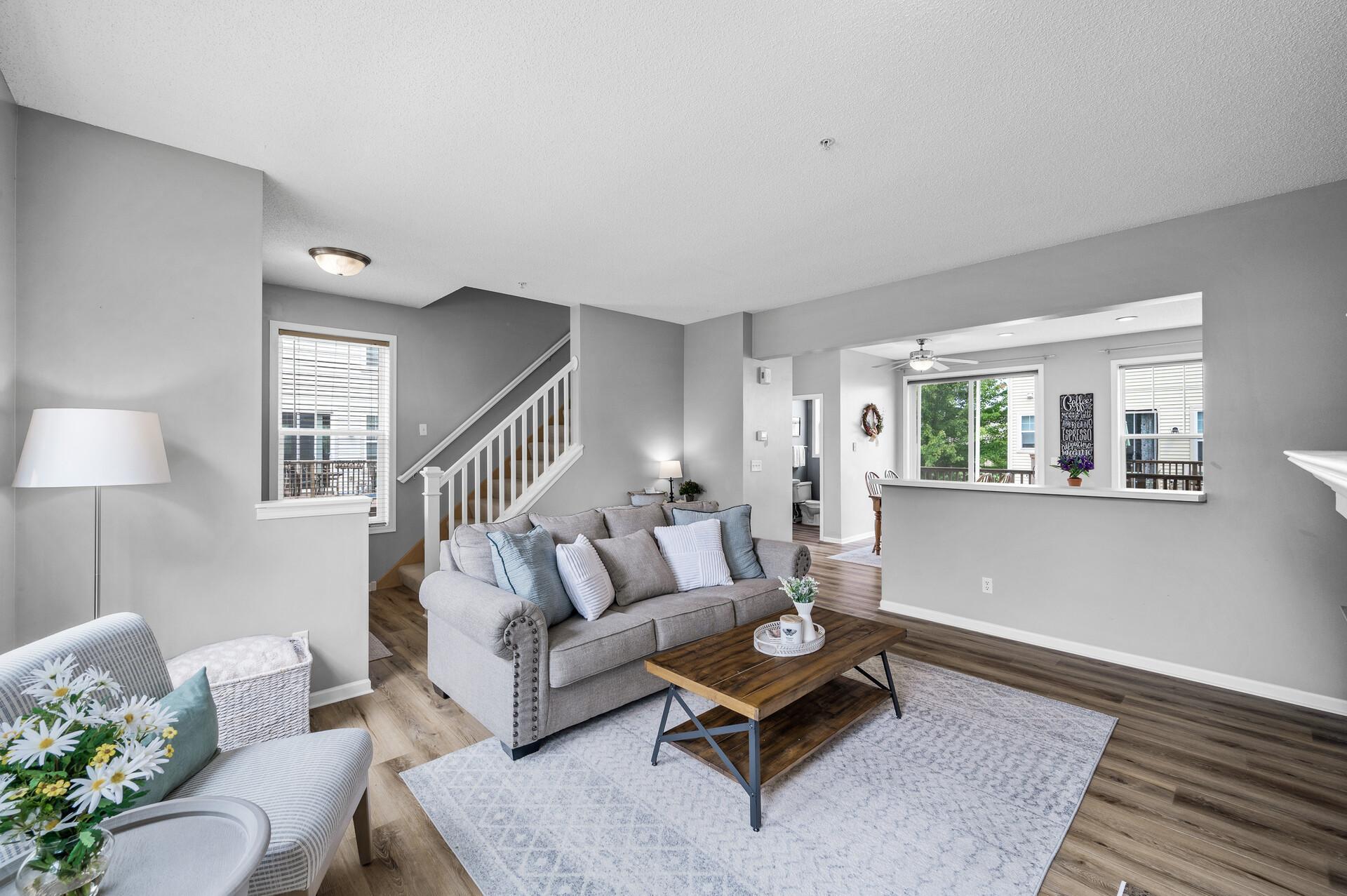 2099 Clover Ridge Drive