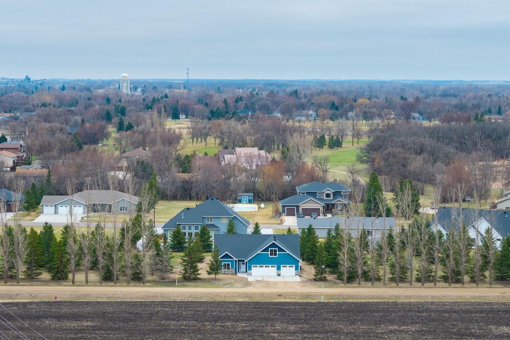 Photo of 209 Woodcrest Drive, Breckenridge, MN 56520 (MLS # 7052700)