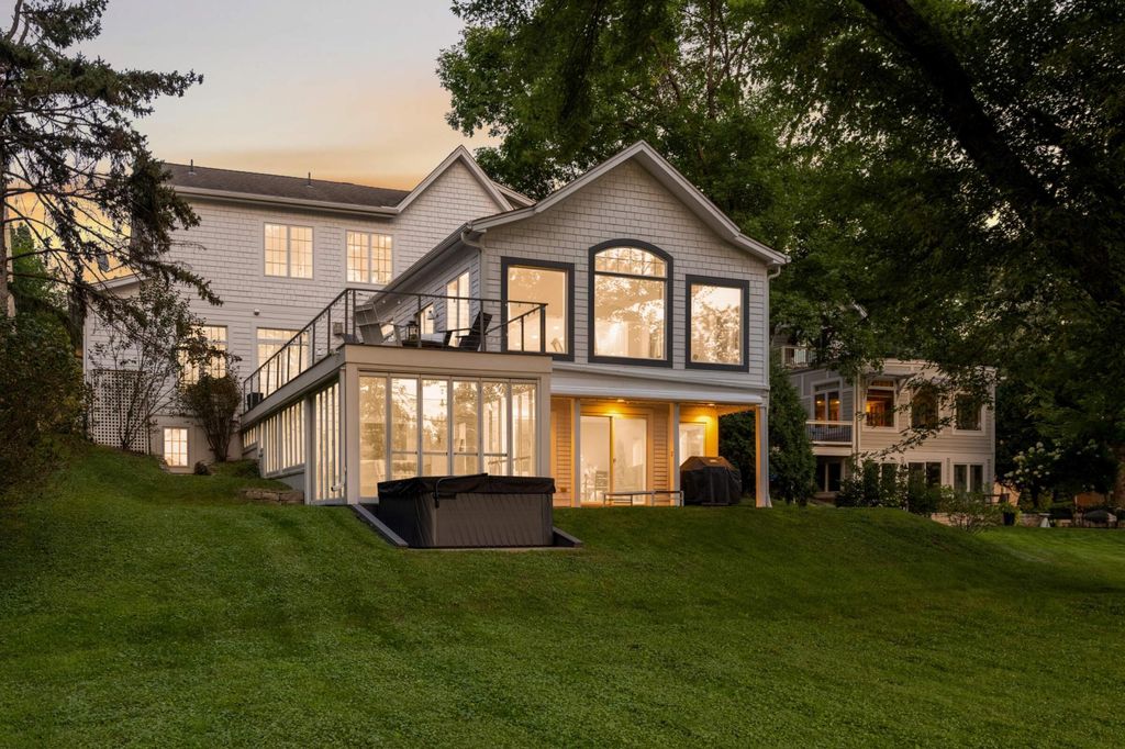 Photo of 6008 Halifax Avenue S, Edina, MN 55424 (MLS # 6783115)