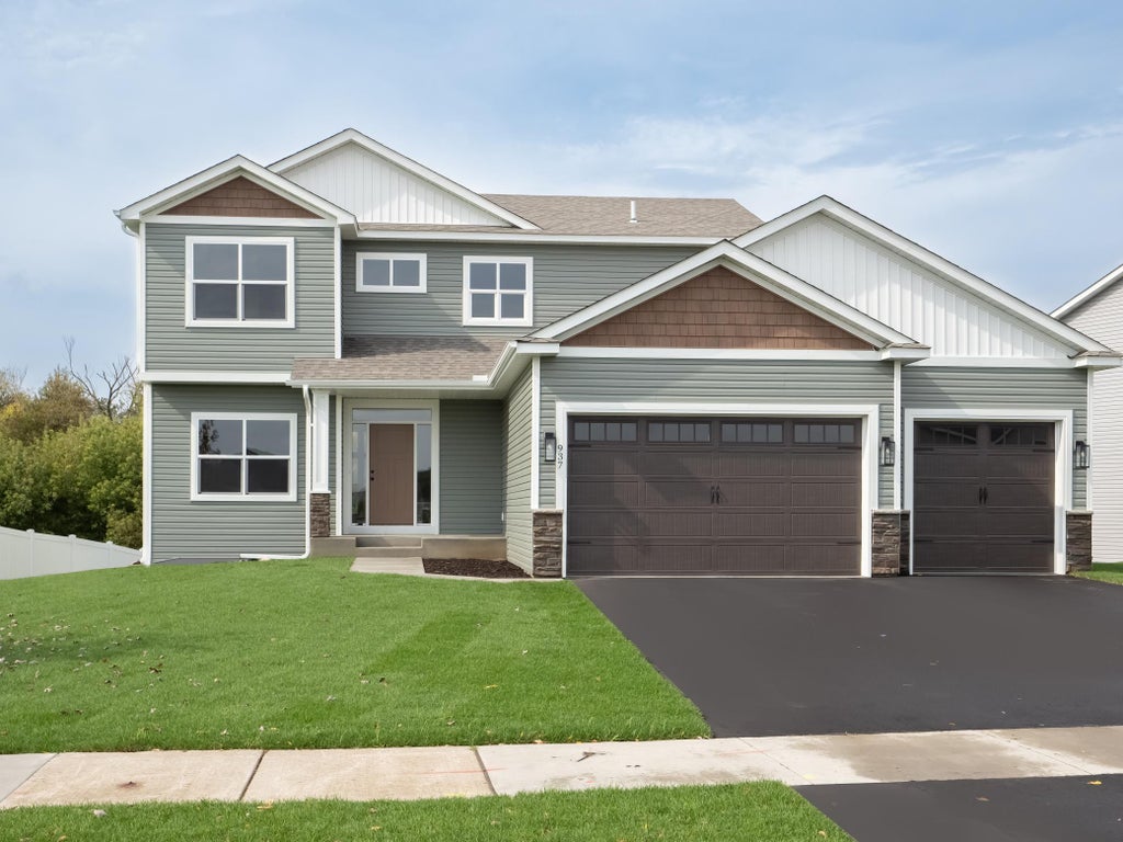 Photo of 1026 Bellaire Boulevard NW, Isanti, MN 55040 (MLS # 7086279)