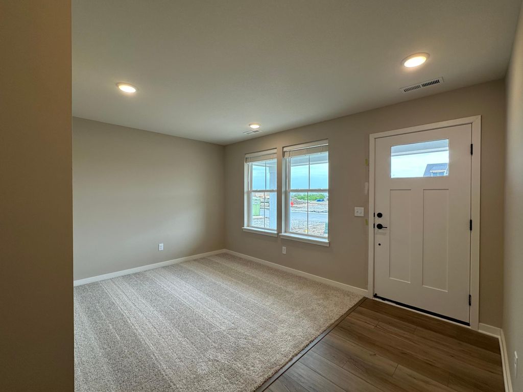 Photo of 1664 Lund Way, Shakopee, MN 55379 (MLS # 7084790)