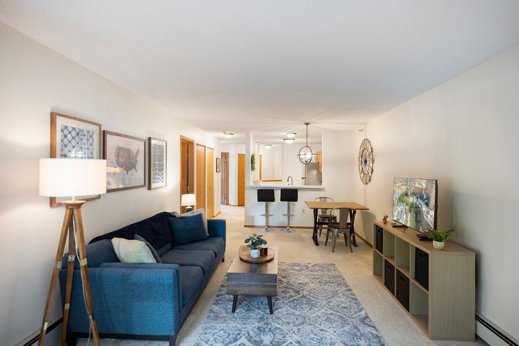 Photo of 7622 York Avenue S #1110, Edina, MN 55435 (MLS # 7018241)