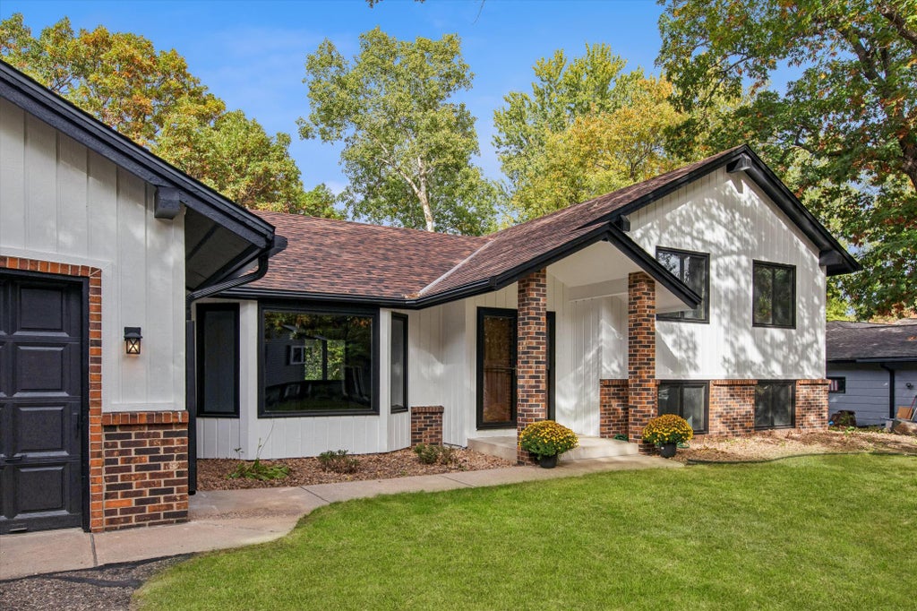Photo of 1335 Ches Mar Lane, Eagan, MN 55123 (MLS # 7158112)
