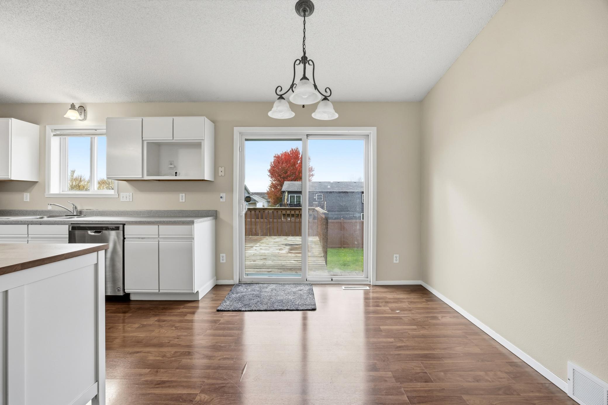 West Fargo, North Dakota 58078, United States, 3 Bedrooms Bedrooms, ,2 BathroomsBathrooms,Residential,Pending Sale,250150