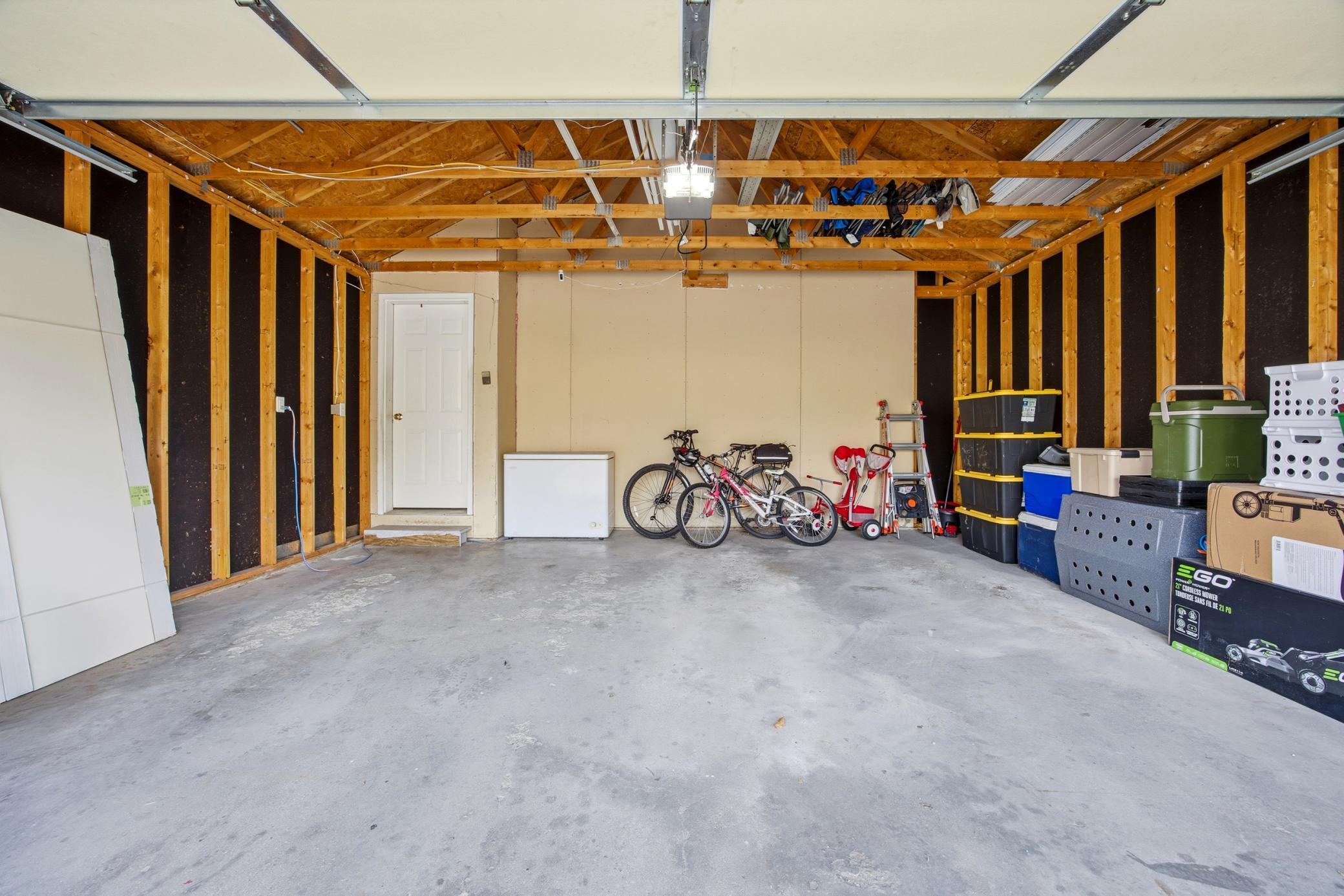 West Fargo, North Dakota 58078, United States, 3 Bedrooms Bedrooms, ,2 BathroomsBathrooms,Residential,Pending Sale,250150