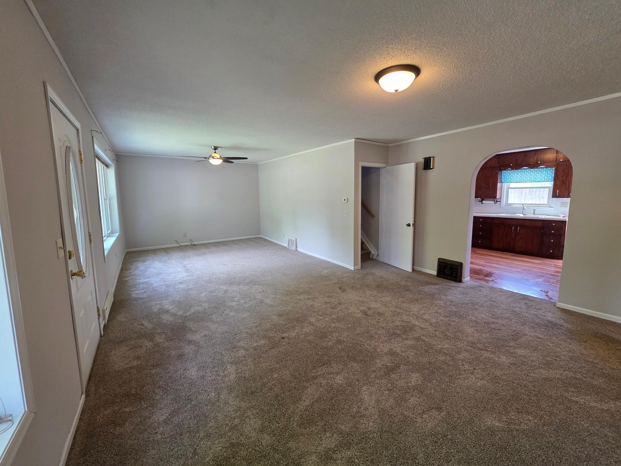 2550 Linden