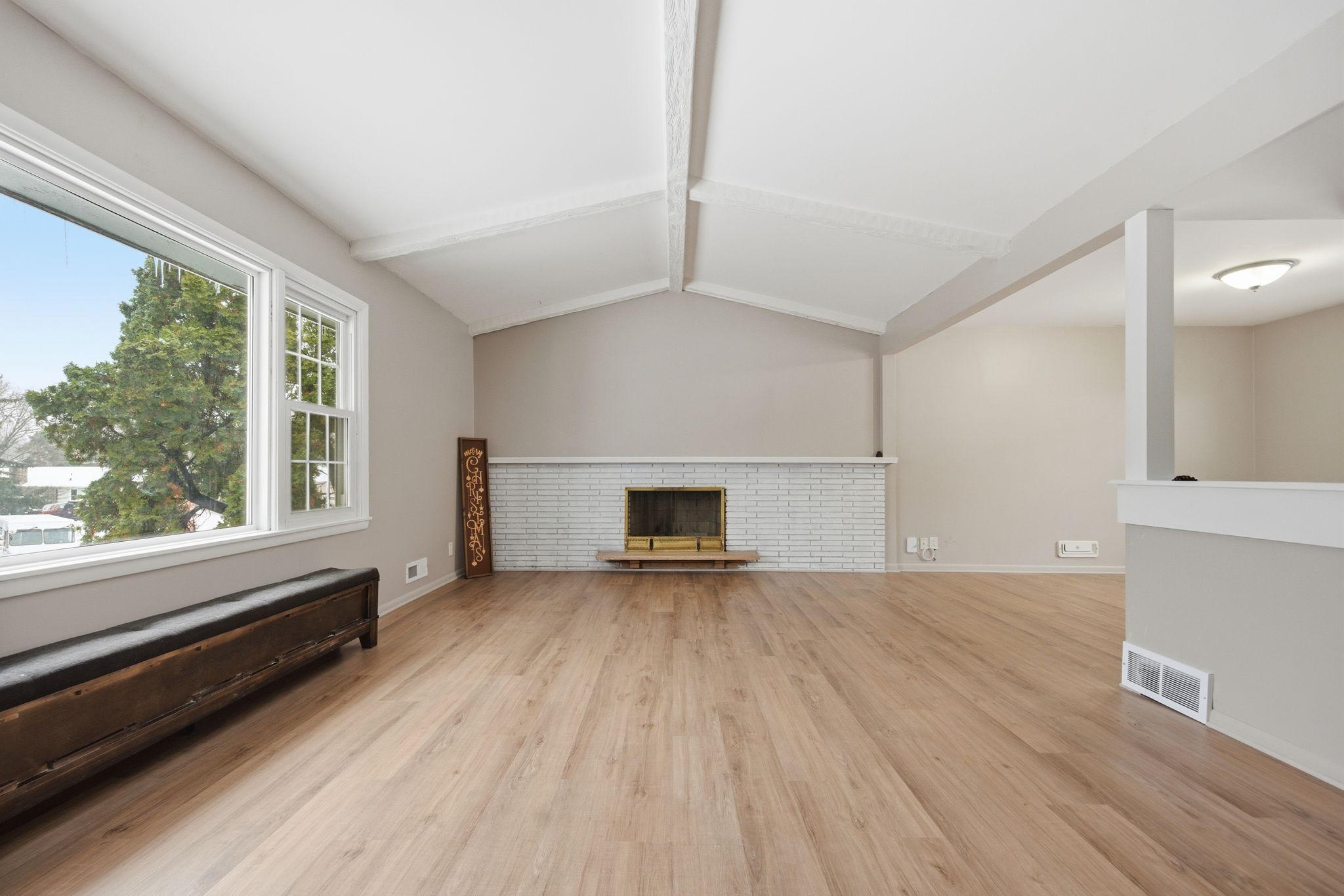 8524 Washburn Avenue S