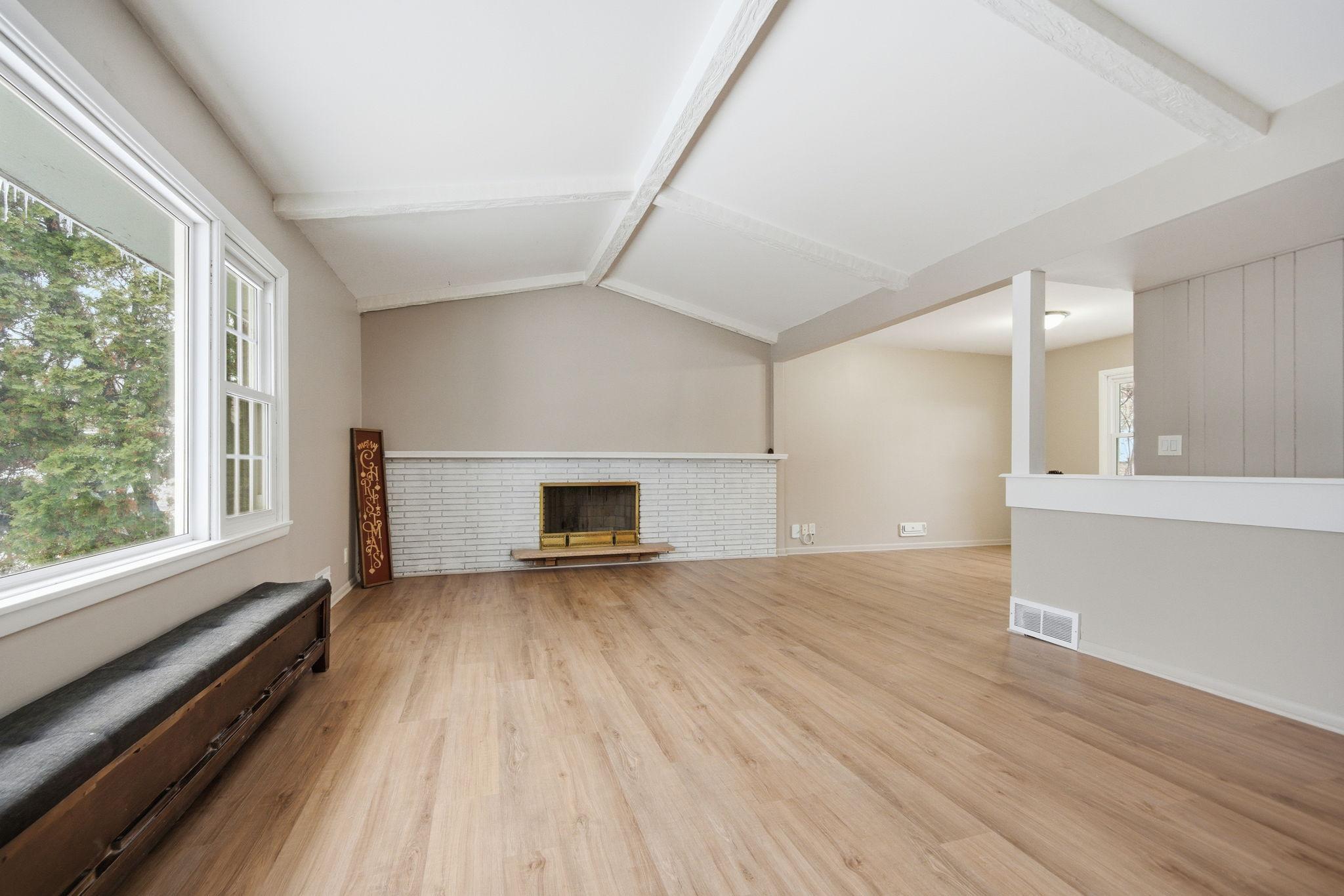 8524 Washburn Avenue S