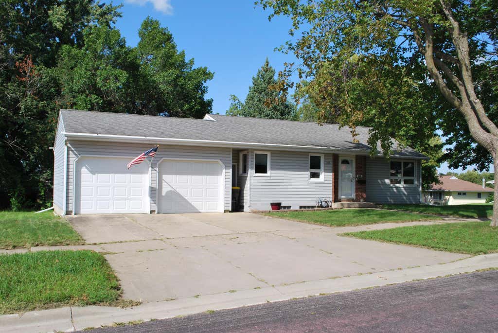 Photo of 455 Ward Street, Fairmont, MN 56031 (MLS # 7131930)