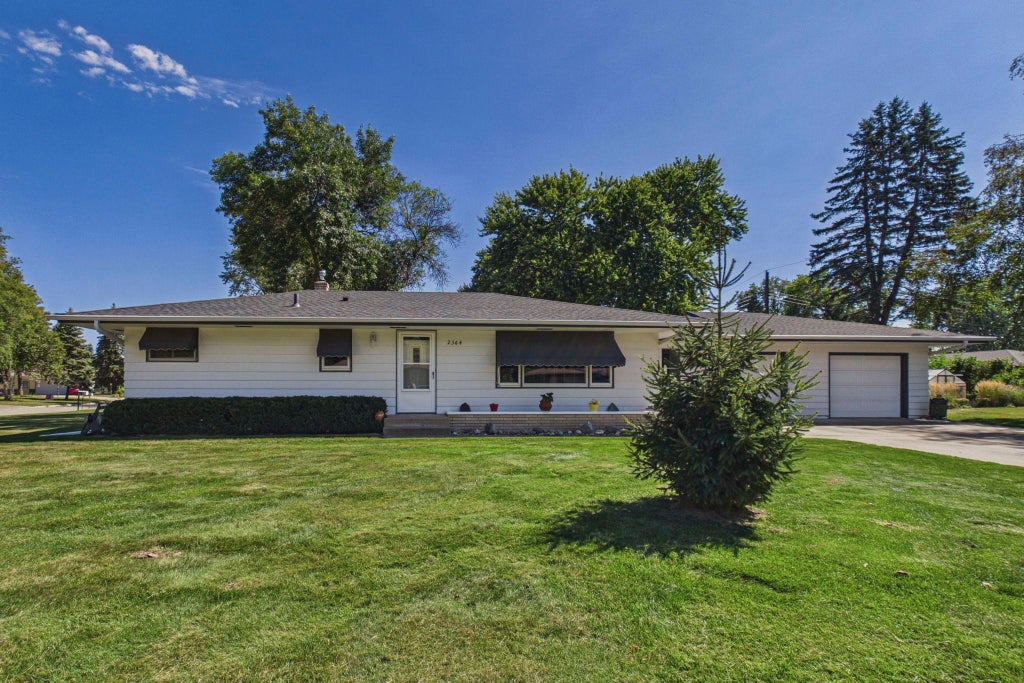 Photo of 2364 Saint Albans Street N, Roseville, MN 55113 (MLS # 7144584)