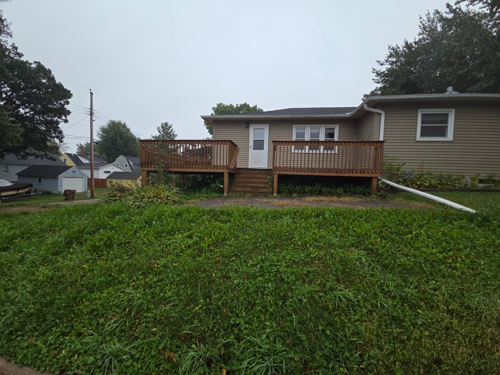 Photo of 430 Columbus Avenue, Albert Lea, MN 56007 (MLS # 7157045)