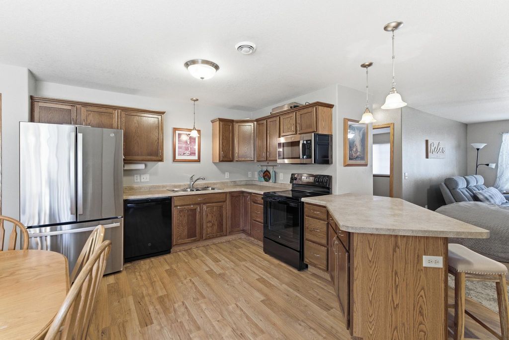 Photo of 120 Palmer Path, Mankato, MN 56001 (MLS # 7043259)