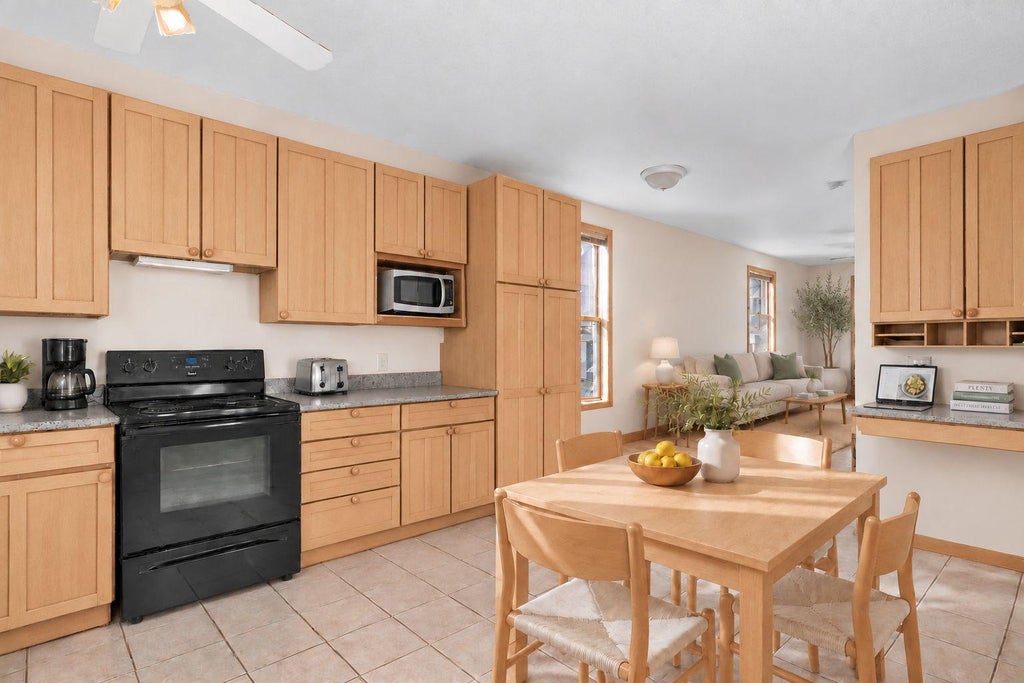 Photo of 1012 Burgess St ST, Saint Paul, MN 55103 (MLS # 7164548)