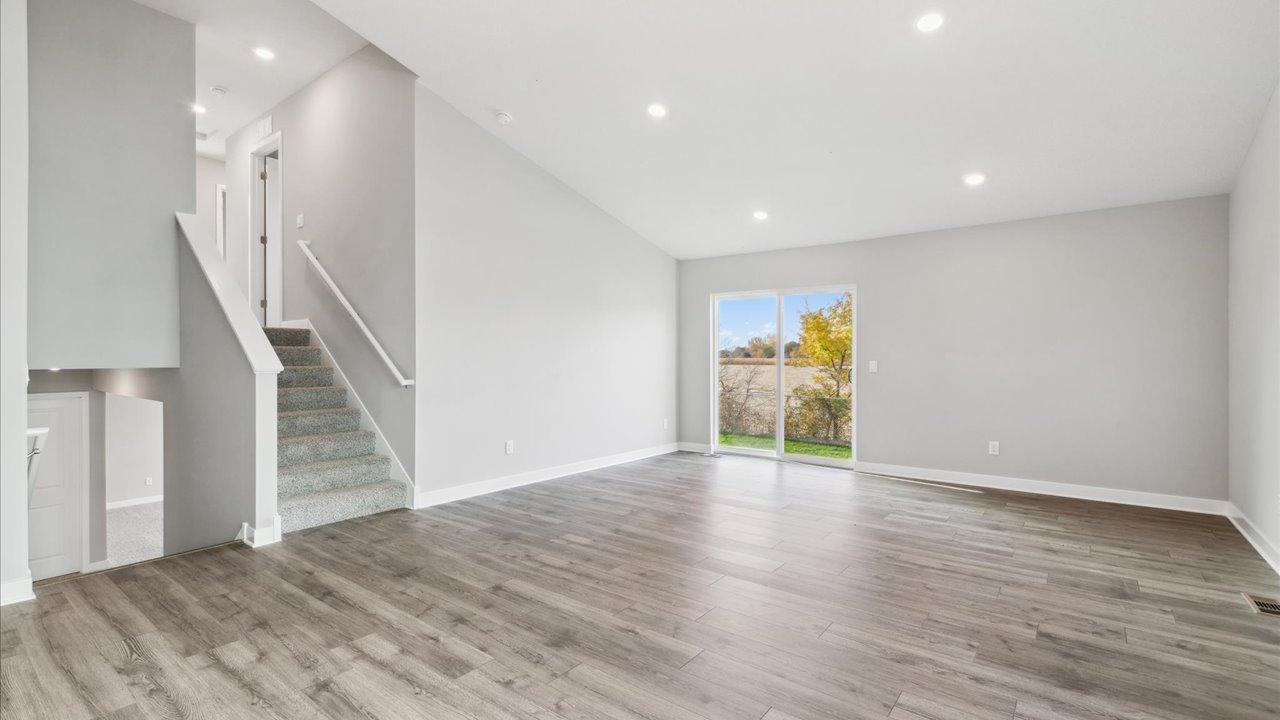 17460 Dulles Lane