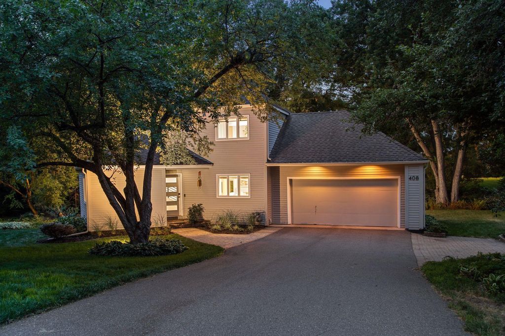 Photo of 408 Turnpike Road, Golden Valley, MN 55416 (MLS # 7057123)