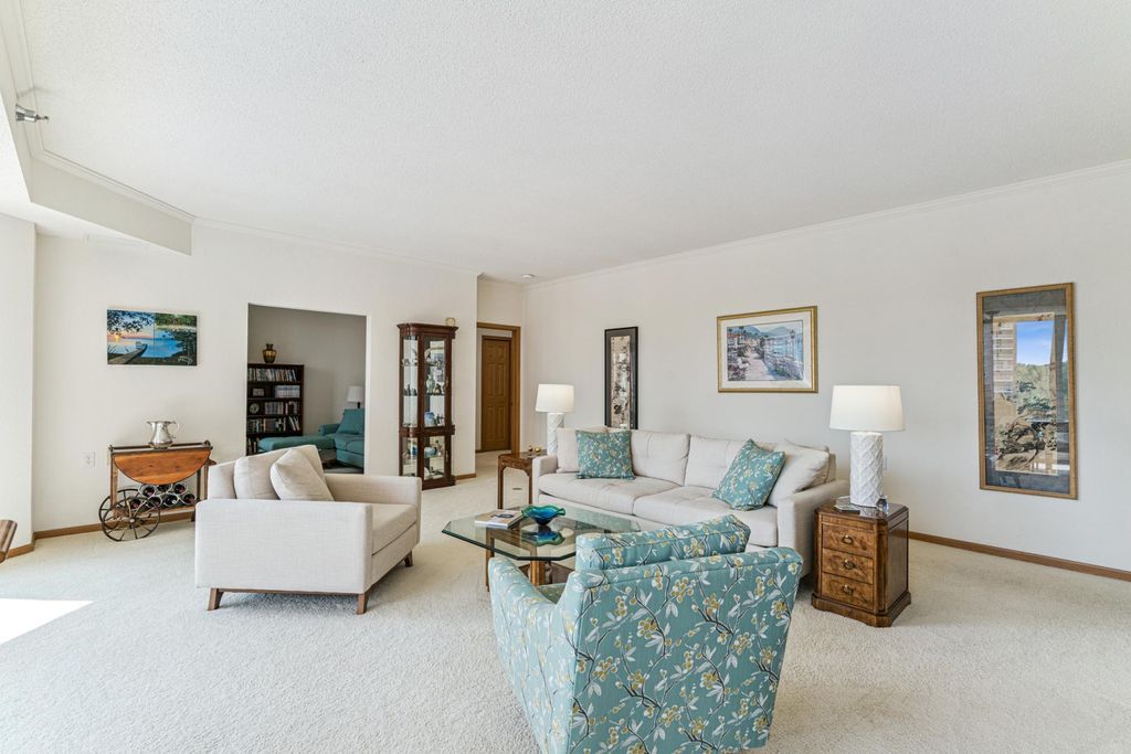 Photo of 6600 Lyndale Avenue S #503, Richfield, MN 55423 (MLS # 7002579)