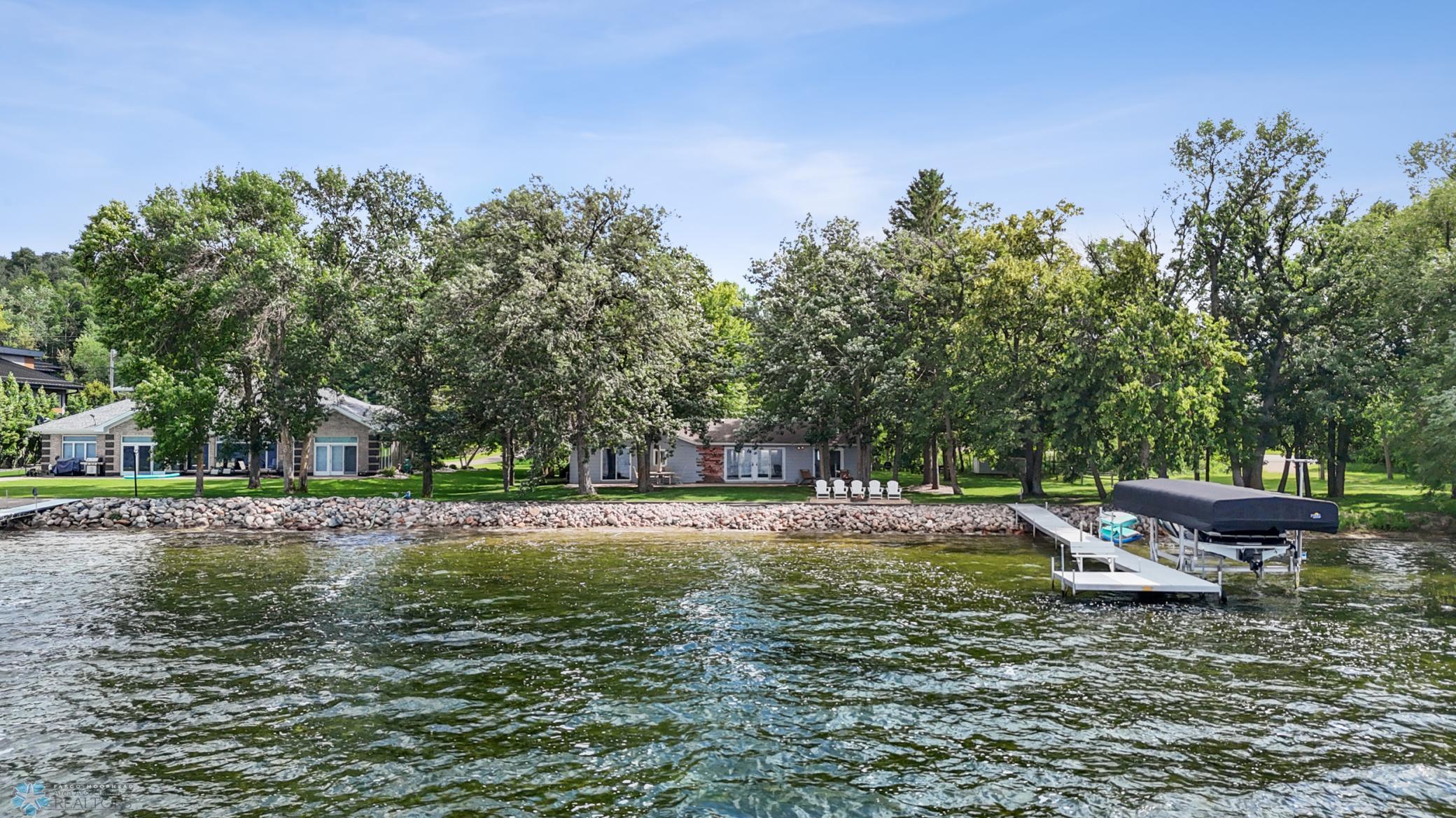 886 S Shore Drive