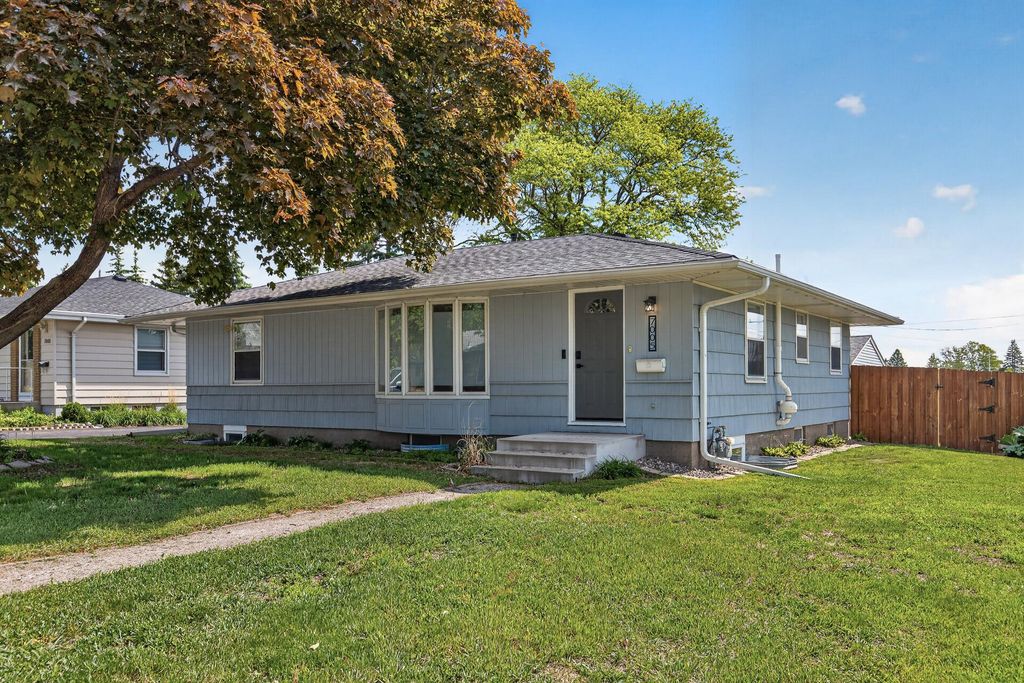 Photo of 7005 18th Avenue S, Richfield, MN 55423 (MLS # 7080858)