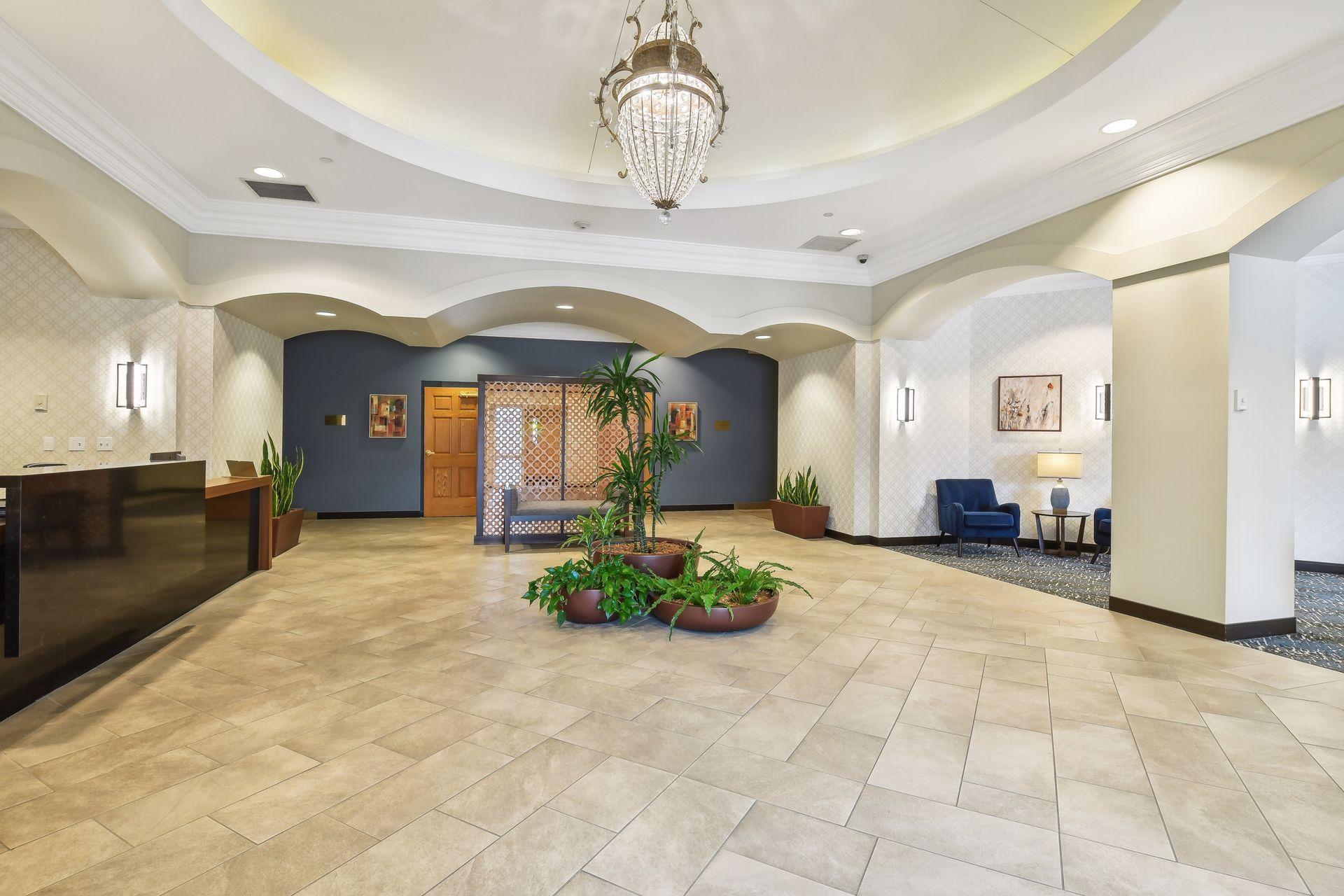 6600 Lyndale Avenue S 400