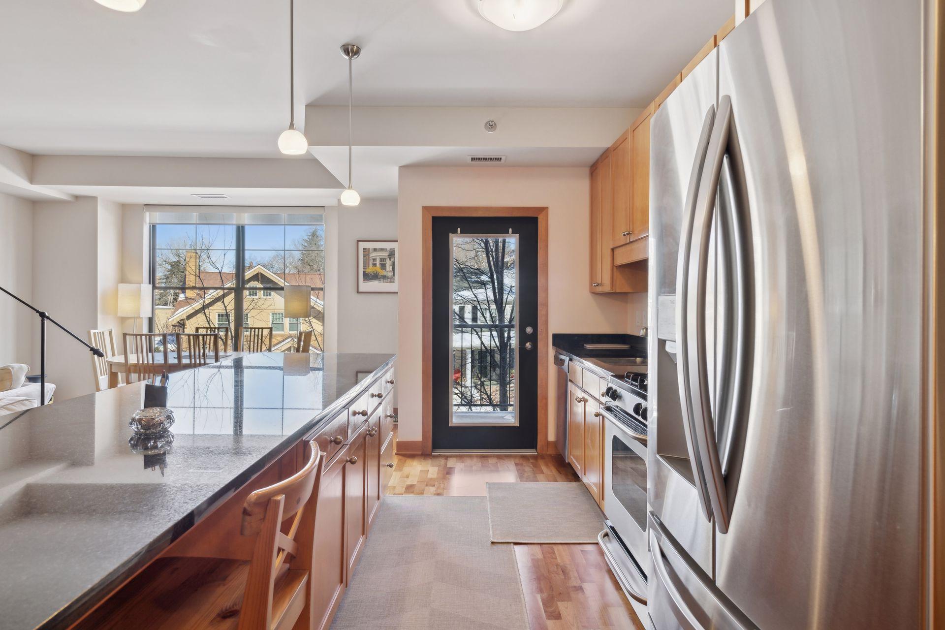 317 Groveland Avenue 300