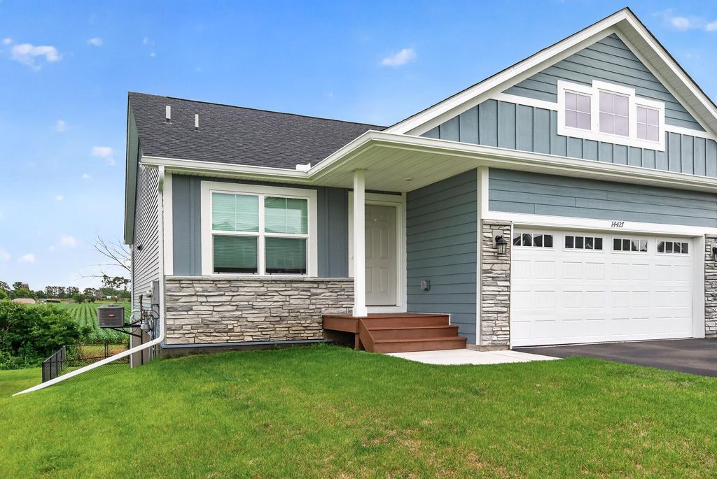 Photo of 14427 Quintana Street NW, Ramsey, MN 55303 (MLS # 7105499)