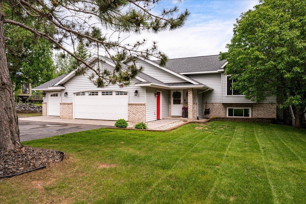 4909 Whitetail Drive