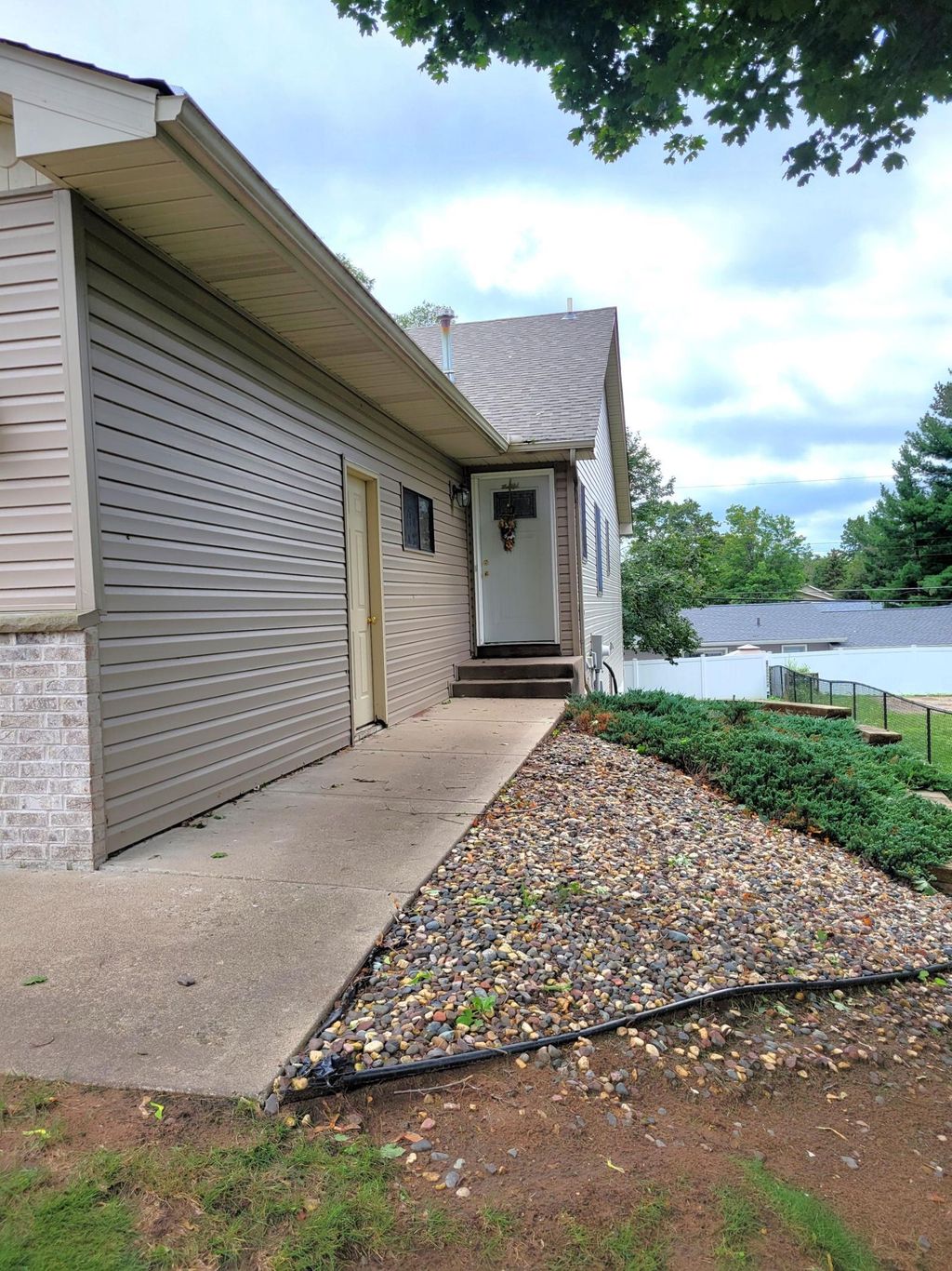 Photo of 832 Laurel Avenue #Lower, Hudson, WI 54016 (MLS # 7065540)