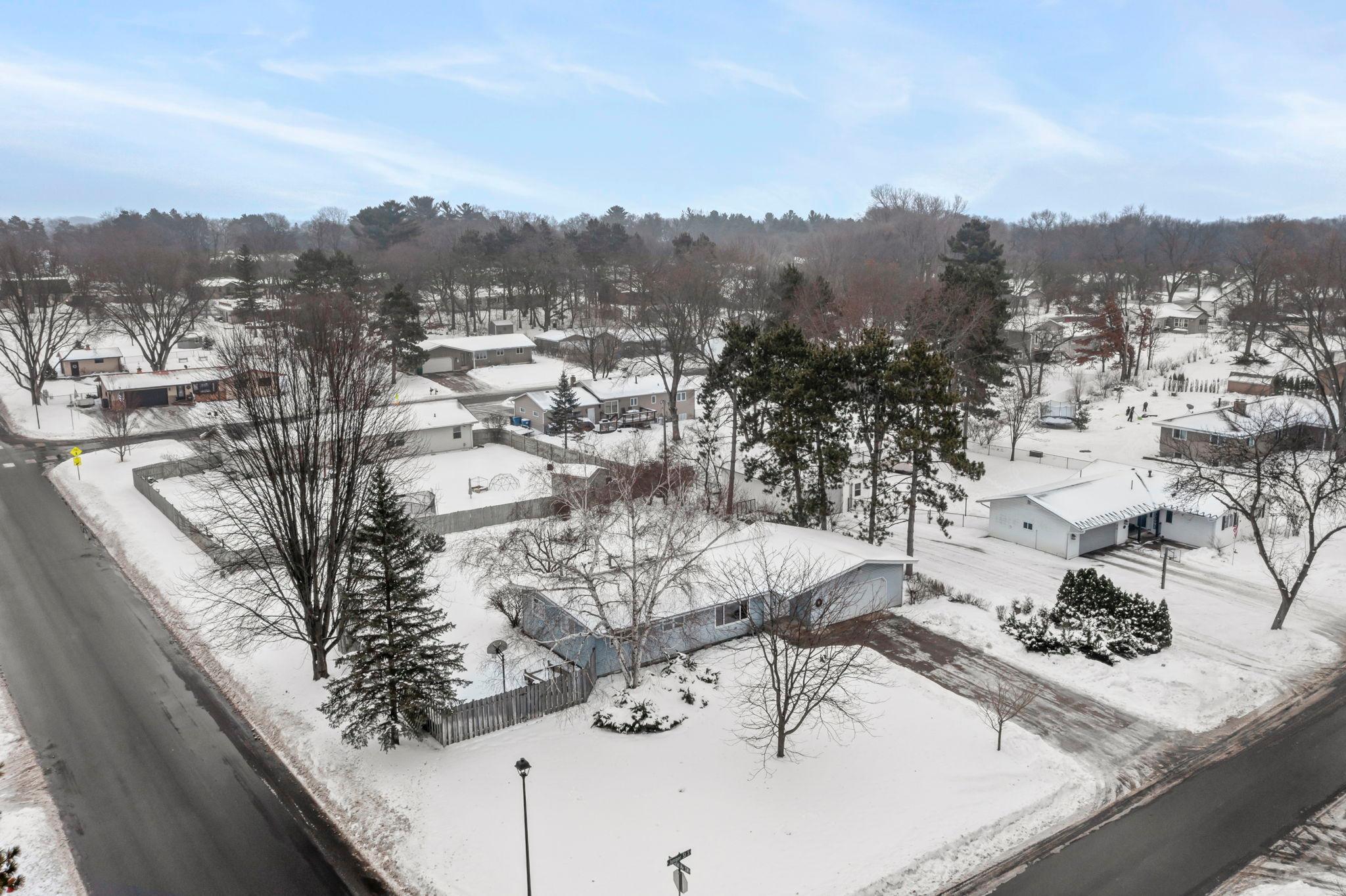 2830 Juniper Street S