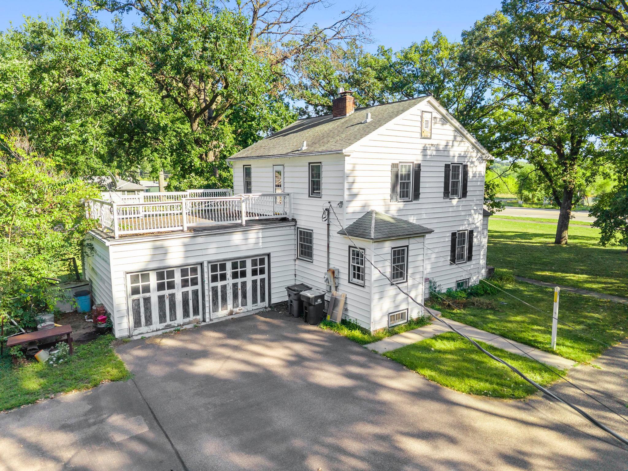 1831 County Road I W