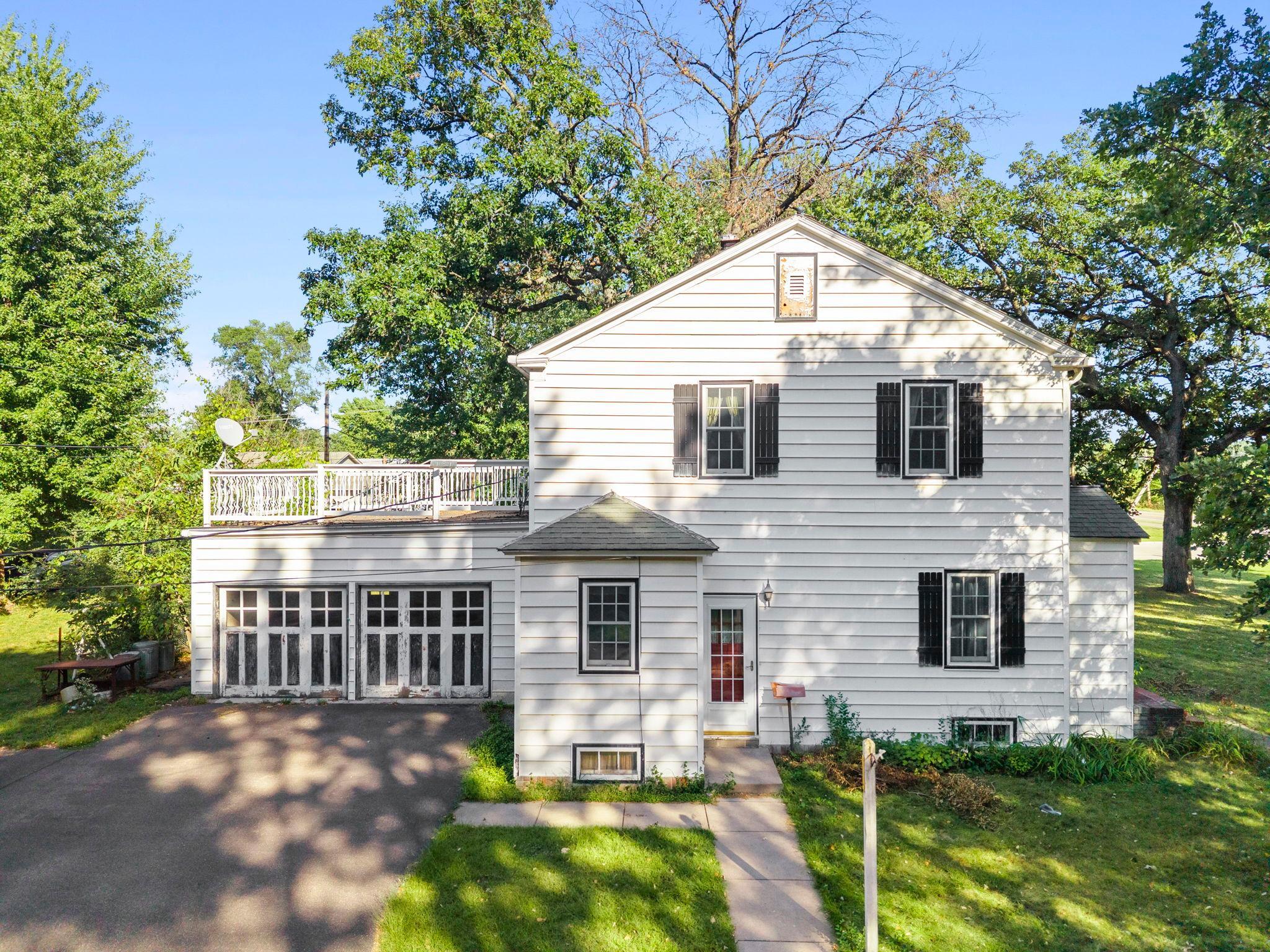 1831 County Road I W