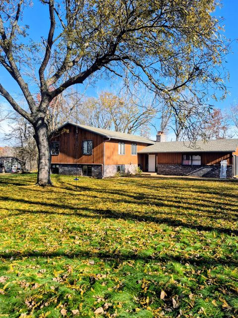 Photo of 889 Aspen View Circle, Hudson, WI 54016 (MLS # 6811836)