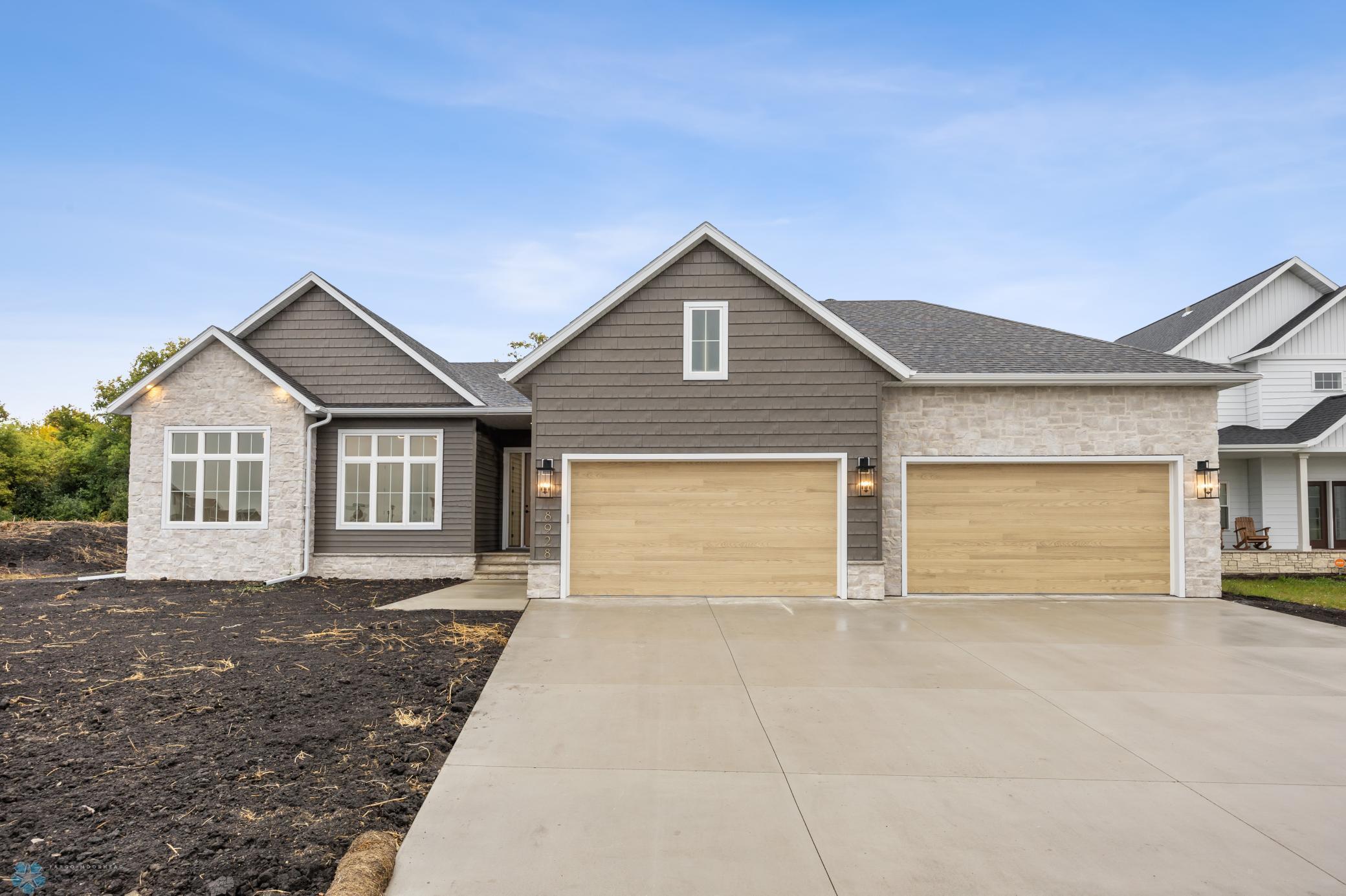 5541 31st St S, Fargo, ND, 58104, USA, 3 Bedrooms Bedrooms, ,3 BathroomsBathrooms,Residential,Active,5541 31st St S,7006028