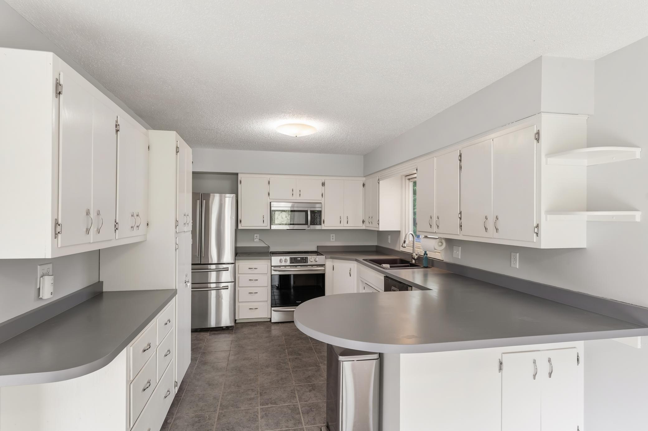1000 Summerfield Drive