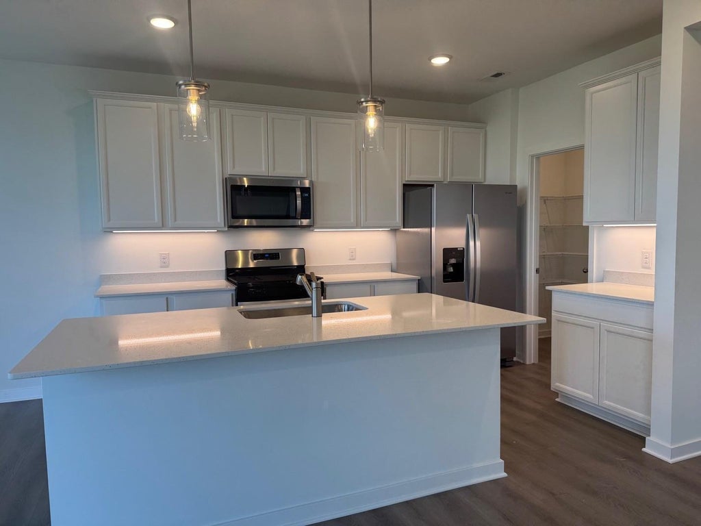 Photo of 7486 103rd Street S, Cottage Grove, MN 55016 (MLS # 7161181)