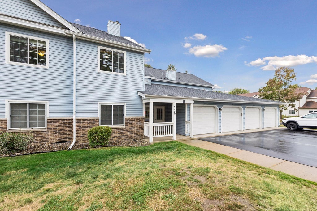 Photo of 300 41st Avenue NE #202, Columbia Heights, MN 55421 (MLS # 7143169)