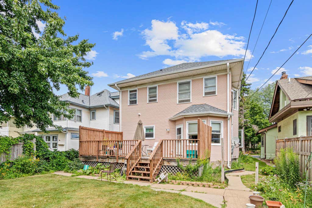 Photo of 1870 Laurel Avenue, Saint Paul, MN 55104 (MLS # 7115912)