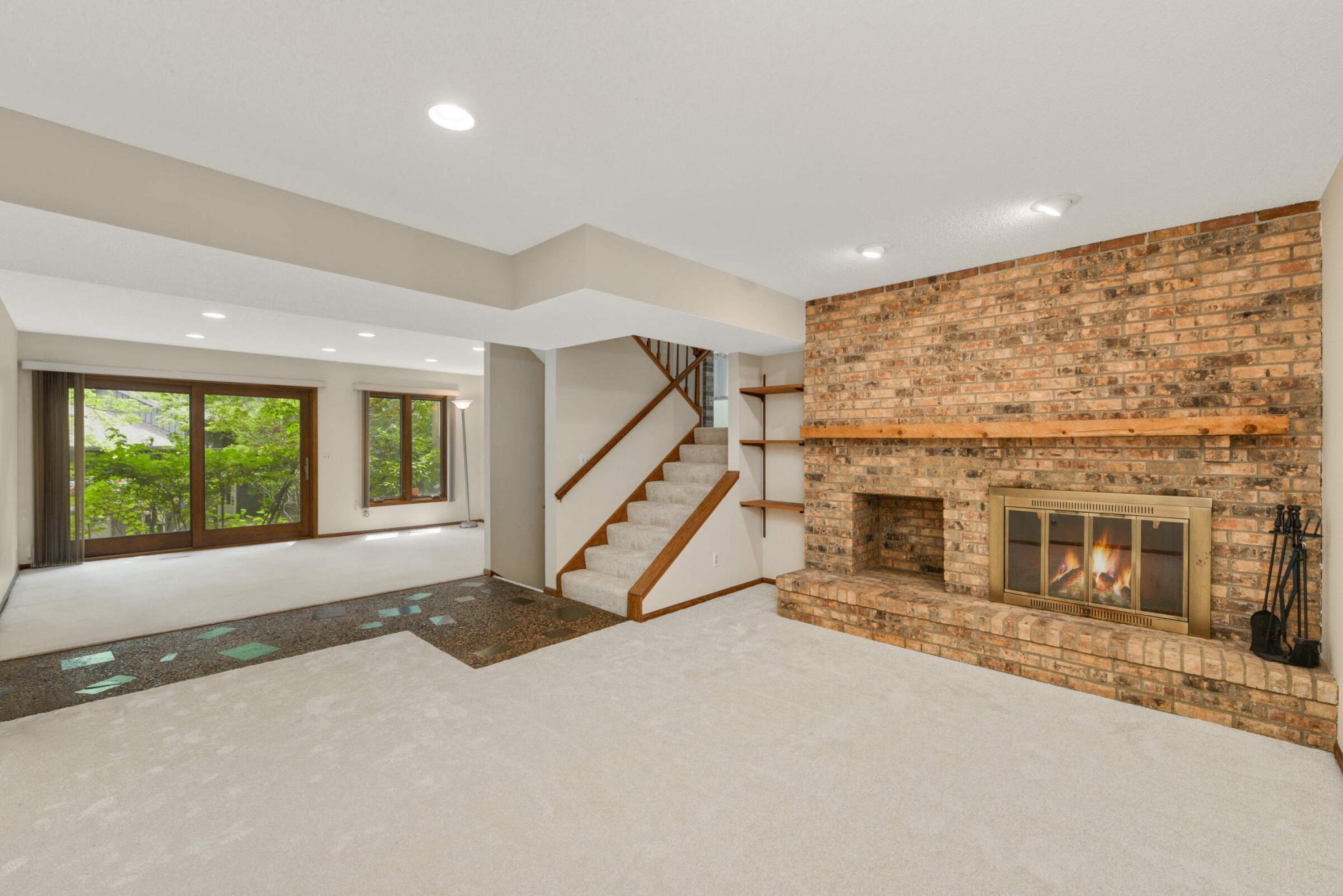 8040 Lea Rd
